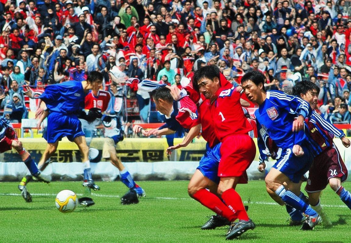 2000年中超巅峰对决：鲁能申花激情传奇回顾